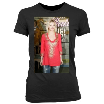 Elisha Cuthbert Women's Junior Cut Crewneck T-Shirt