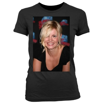 Elisha Cuthbert Women's Junior Cut Crewneck T-Shirt