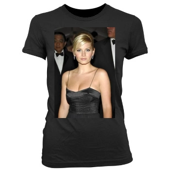 Elisha Cuthbert Women's Junior Cut Crewneck T-Shirt