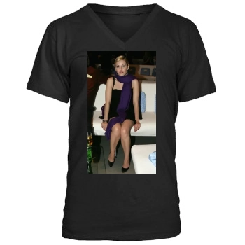 Elisha Cuthbert Men's V-Neck T-Shirt