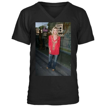 Elisha Cuthbert Men's V-Neck T-Shirt