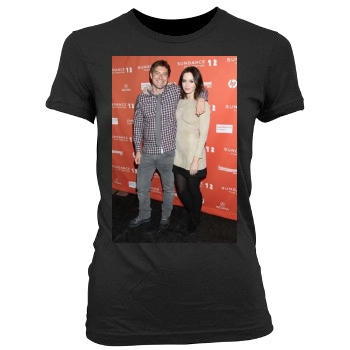 Emily Blunt Women's Junior Cut Crewneck T-Shirt