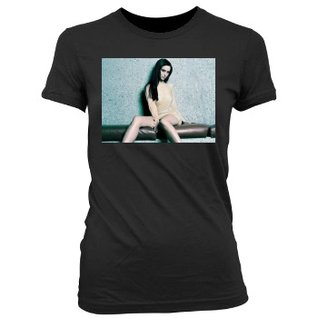 Jennifer Love Hewitt Women's Junior Cut Crewneck T-Shirt