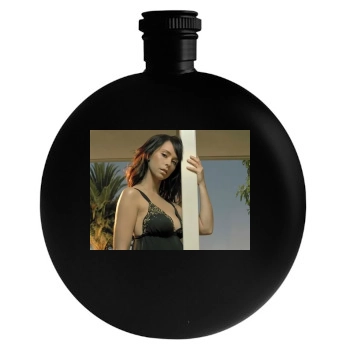 Jennifer Love Hewitt Round Flask