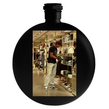 Rafael Nadal Round Flask