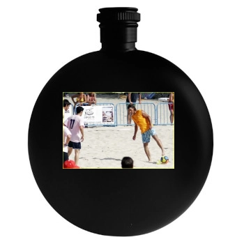 Rafael Nadal Round Flask