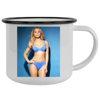 Elisandra Tomacheski Camping Mug