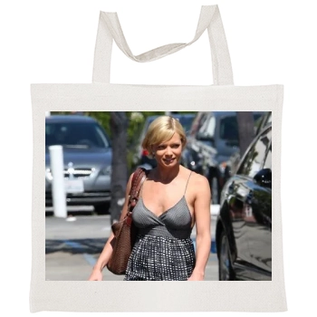 Jaime Pressly Tote