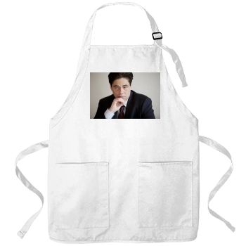 Benicio del Toro Apron