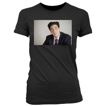 Benicio del Toro Women's Junior Cut Crewneck T-Shirt