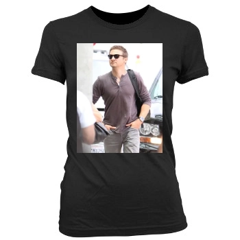 Jeremy Renner Women's Junior Cut Crewneck T-Shirt