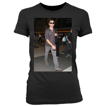 Jeremy Renner Women's Junior Cut Crewneck T-Shirt