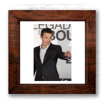 Jeremy Renner 6x6