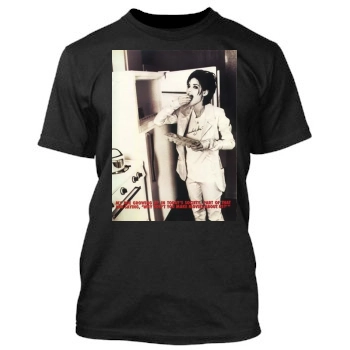 Winona Ryder Men's TShirt