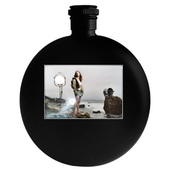 Eliza Dushku Round Flask