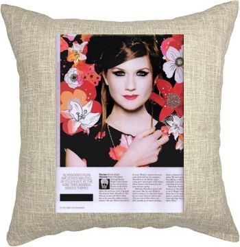 Bonnie Wright Pillow