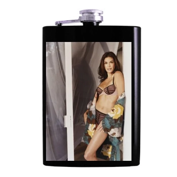 Teri Hatcher Hip Flask