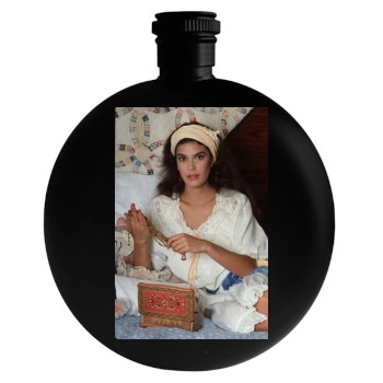 Teri Hatcher Round Flask