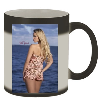 Elisandra Tomacheski Color Changing Mug