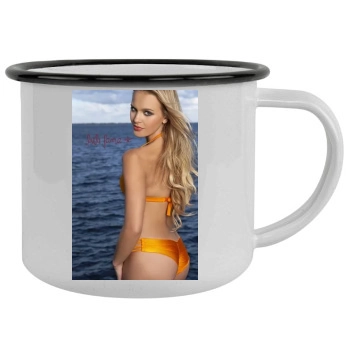 Elisandra Tomacheski Camping Mug