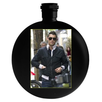 Cristiano Ronaldo Round Flask