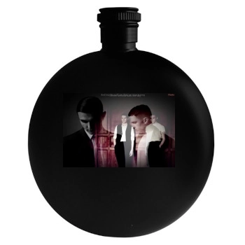 Hurts Round Flask