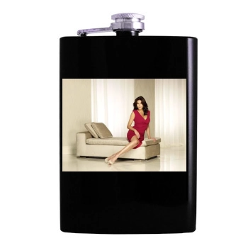 Teri Hatcher Hip Flask