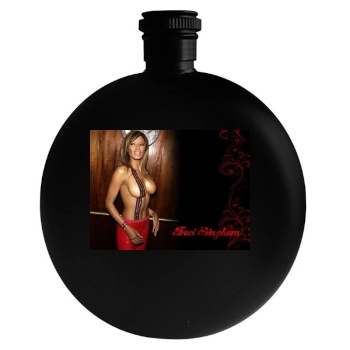 Traci Bingham Round Flask