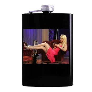 Tyra Banks Hip Flask