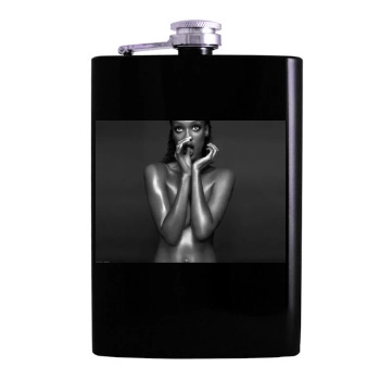 Tyra Banks Hip Flask