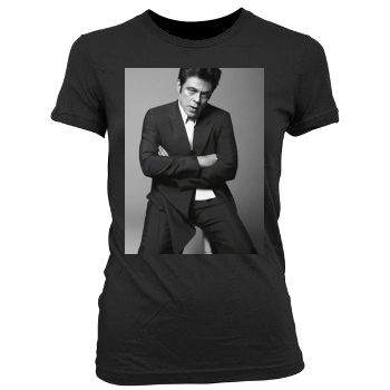 Benicio del Toro Women's Junior Cut Crewneck T-Shirt