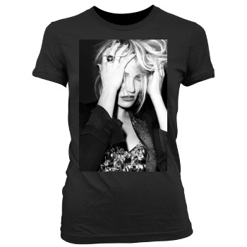 Cameron Diaz Women's Junior Cut Crewneck T-Shirt