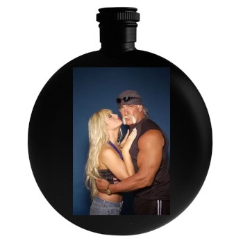 Brooke Hogan Round Flask