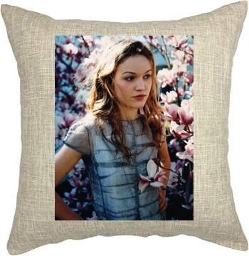 Julia Stiles Pillow