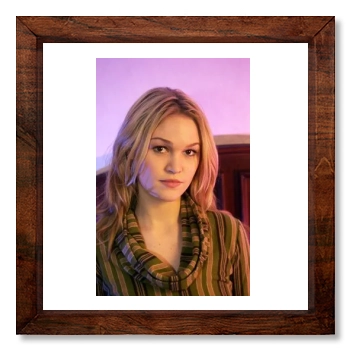 Julia Stiles 12x12