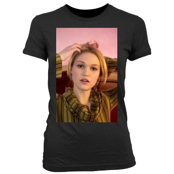 Julia Stiles Women's Junior Cut Crewneck T-Shirt