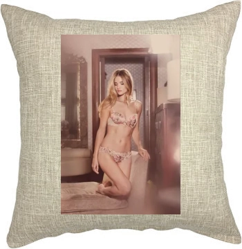 Rosie Huntington-Whiteley Pillow