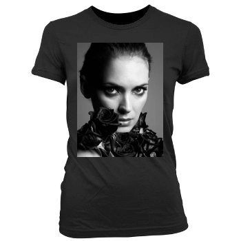 Winona Ryder Women's Junior Cut Crewneck T-Shirt