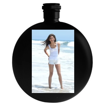 Zendaya Coleman Round Flask