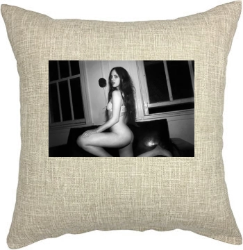 Elizabeth Gillies Pillow