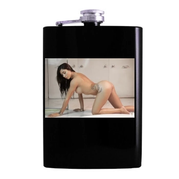 Belen Lavallen Hip Flask