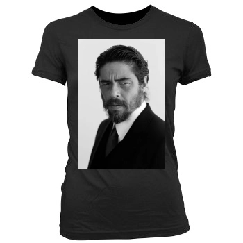 Benicio del Toro Women's Junior Cut Crewneck T-Shirt