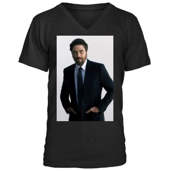 Benicio del Toro Men's V-Neck T-Shirt