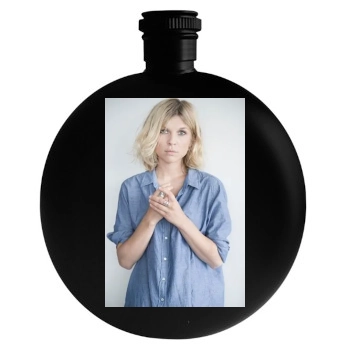 Clemence Poesy Round Flask