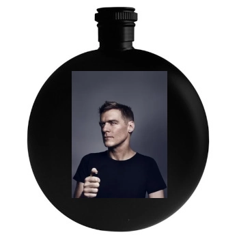 Bryan Adams Round Flask