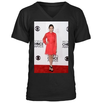 Bailee Madison (events) Men's V-Neck T-Shirt