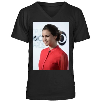 Bailee Madison (events) Men's V-Neck T-Shirt