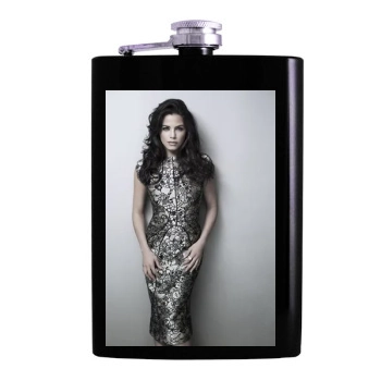 Jenna Dewan Hip Flask