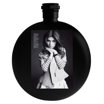 Clemence Poesy Round Flask