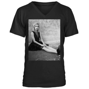 Emma Roberts Men's V-Neck T-Shirt